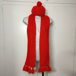 Vintage 70s Red Orange Crochet Winter Pom Pom Beanie Hat and Fringe Scarf Set